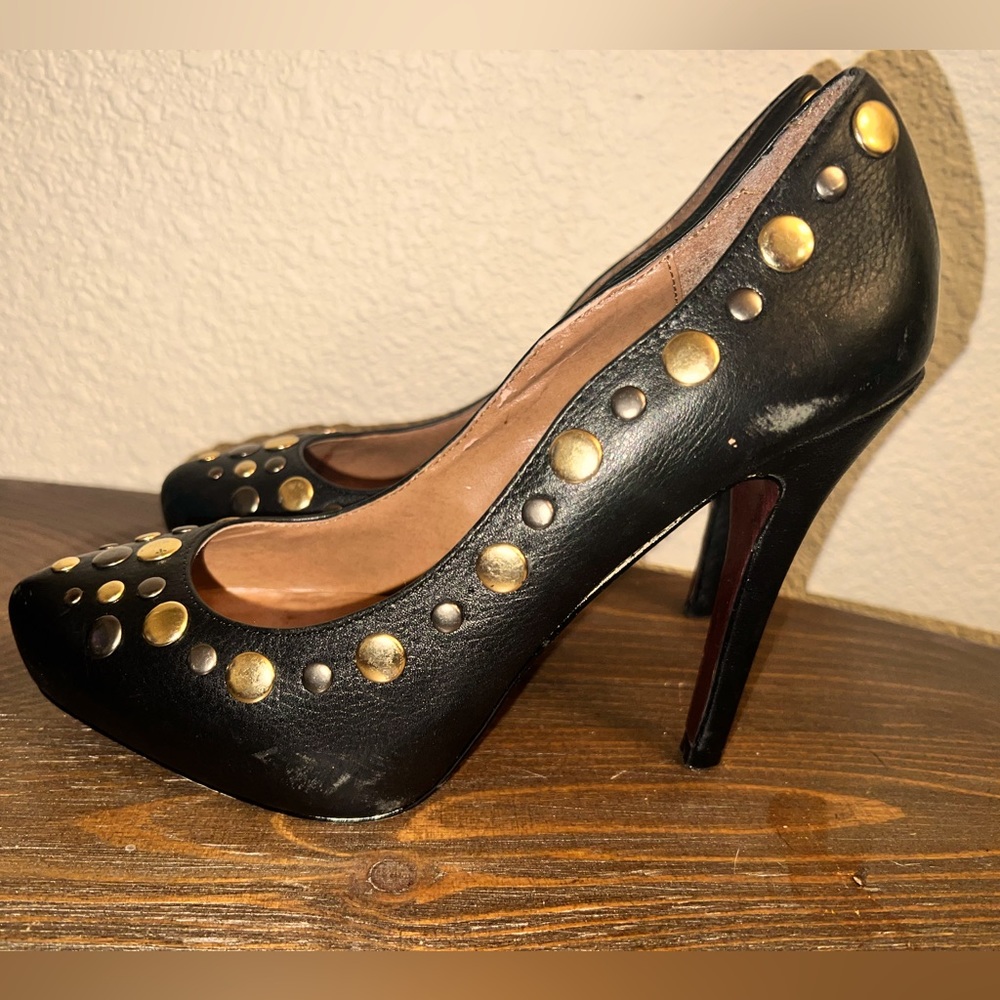 Studded black gold heels 8.5 - Picture 5 of 6